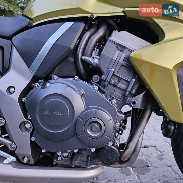 Мотоцикл Без обтекателей (Naked bike) Honda CB 1000R 2010 в Тернополе