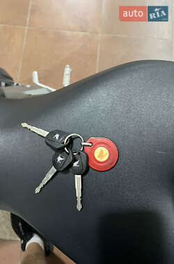 Мотоцикл Без обтекателей (Naked bike) Honda CB 1000R 2009 в 