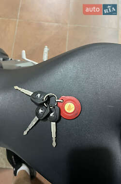 Мотоцикл Без обтекателей (Naked bike) Honda CB 1000R 2009 в 