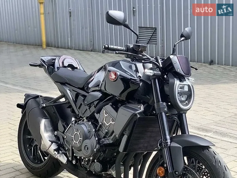 Honda CB 1000R 2022
