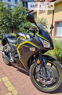 Спортбайк Honda CB 300F 2014 в Львові
