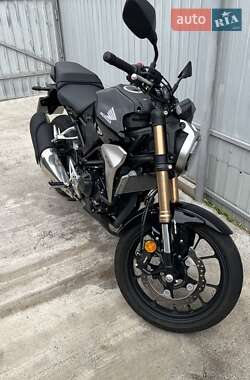 Мотоцикл Без обтекателей (Naked bike) Honda CB 300R 2021 в 