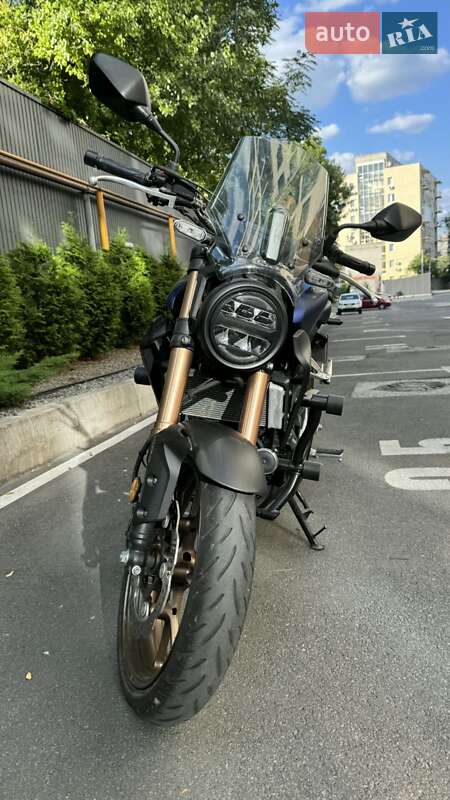 Мотоцикл Без обтекателей (Naked bike) Honda CB 300R 2021 в Днепре фото 2 Мотоцикл Без обтекателей (Naked bike) Honda CB 300R 2021 в Днепре