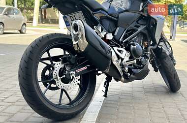 Мотоцикл Без обтекателей (Naked bike) Honda CB 300R 2020 в 