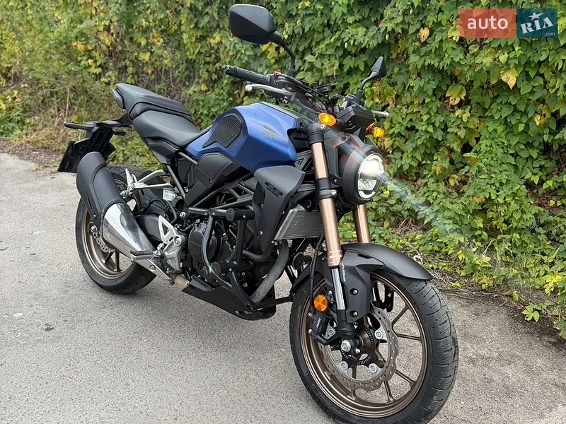 Honda CB 300R 2022