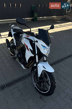 Спортбайк Honda CB 400F 2013 в Мирополі