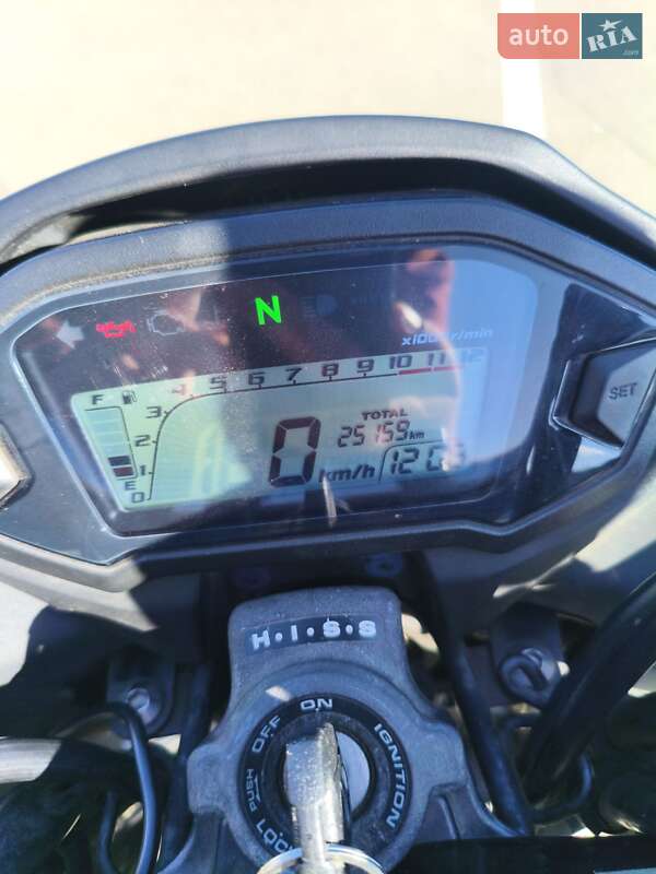 Мотоцикл Без обтекателей (Naked bike) Honda CB 400F 2014 в Одессе фото 5 Мотоцикл Без обтекателей (Naked bike) Honda CB 400F 2014 в Одессе