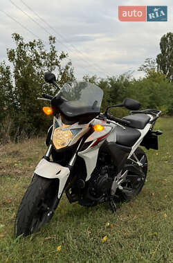 Мотоцикл Без обтікачів (Naked bike) Honda CB 400F 2013 в Лохвиці