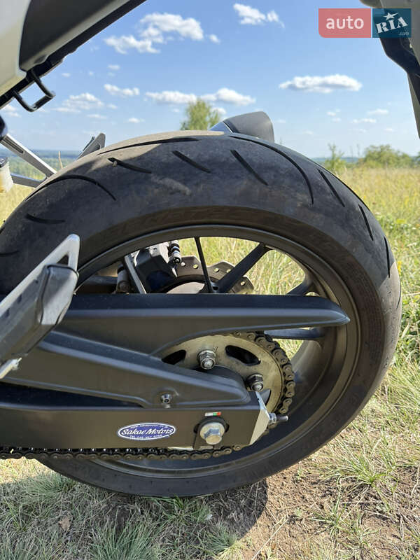 Мотоцикл Без обтекателей (Naked bike) Honda CB 400F 2013 в Лохвице фото 8 Мотоцикл Без обтекателей (Naked bike) Honda CB 400F 2013 в Лохвице