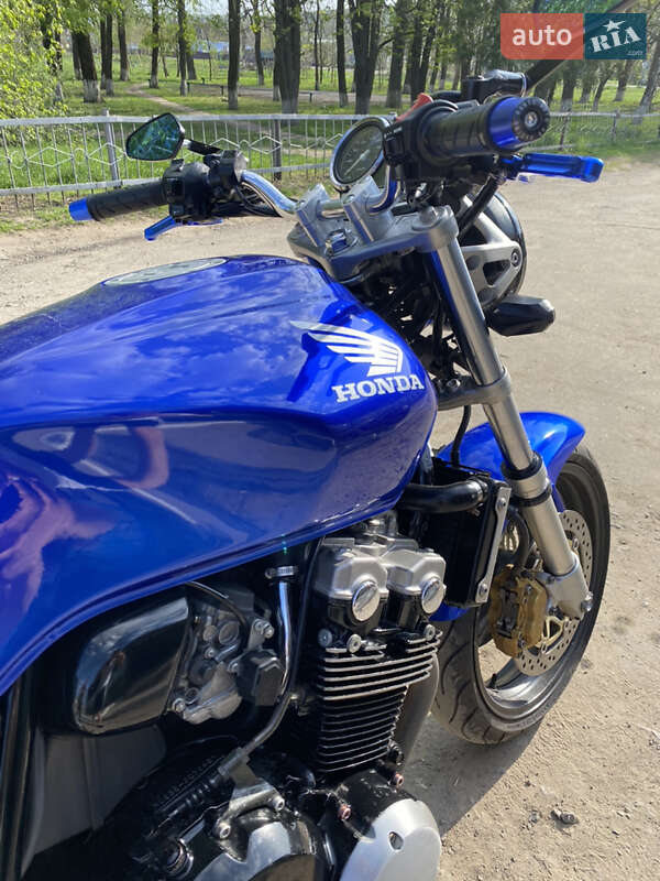 Мотоцикл Без обтекателей (Naked bike) Honda CB 400SF 2002 в Одессе