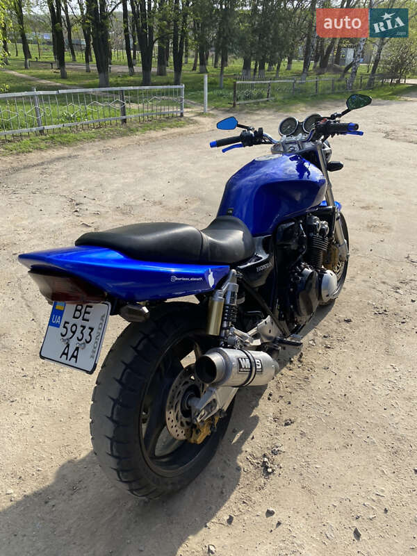 Мотоцикл Без обтекателей (Naked bike) Honda CB 400SF 2002 в Одессе