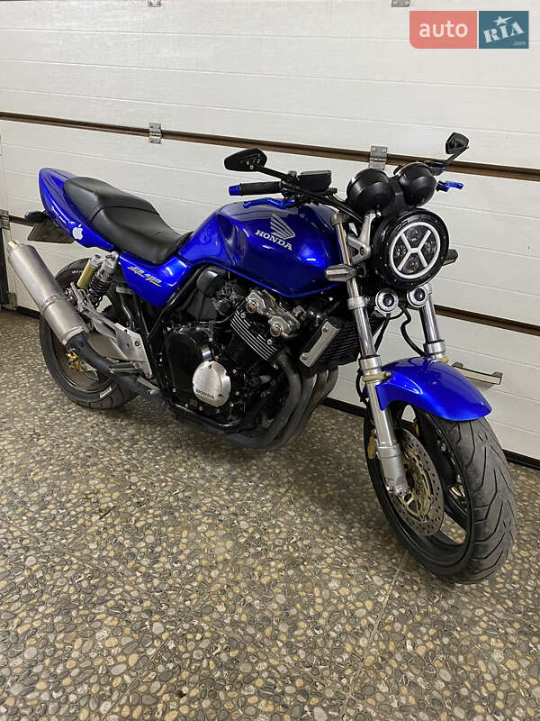 Мотоцикл Без обтекателей (Naked bike) Honda CB 400SF 2002 в Одессе