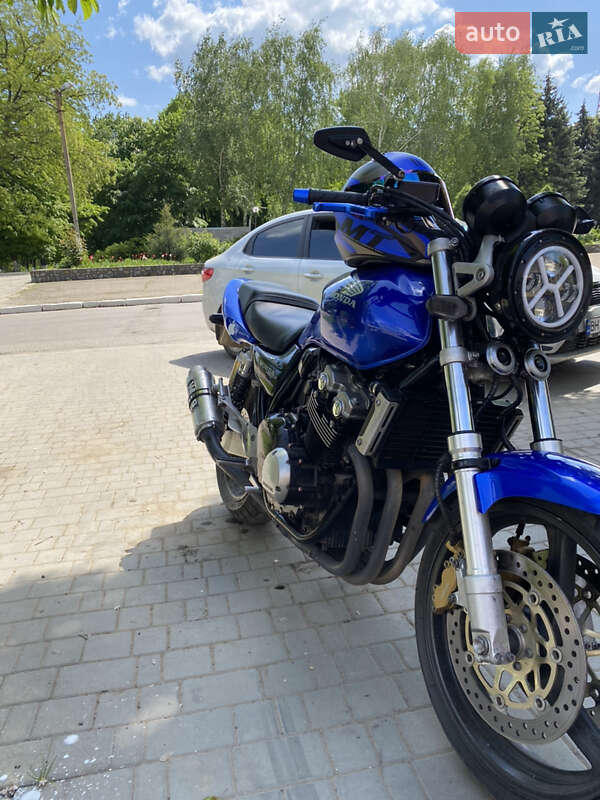 Мотоцикл Без обтекателей (Naked bike) Honda CB 400SF 2002 в Одессе