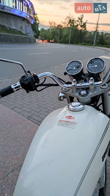Кафе рейсер Honda CB 400SF 2004 в Києві