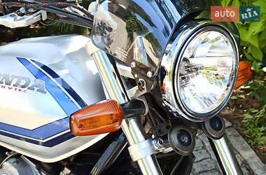 Мотоцикл Классик Honda CB 400SF 2002 в 