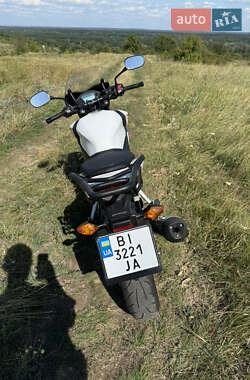Мотоцикл Без обтекателей (Naked bike) Honda CB 400SF 2013 в 