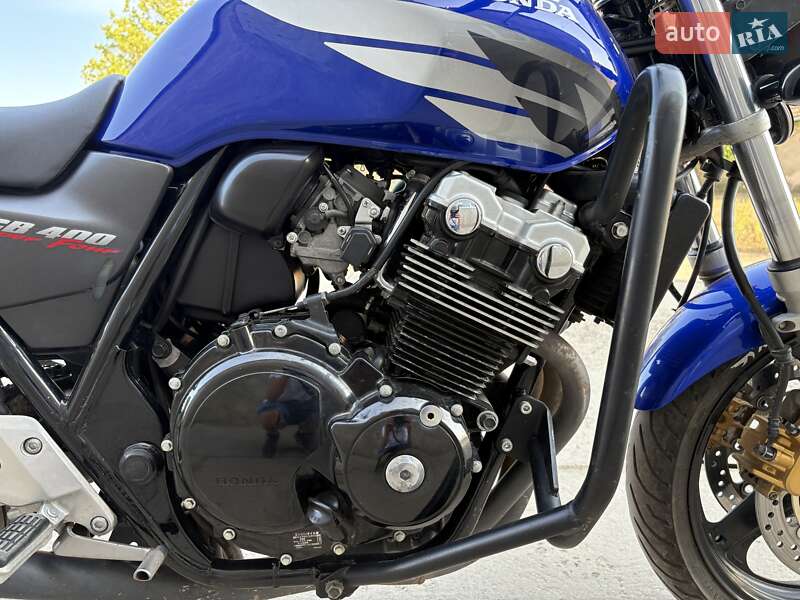 Мотоцикл Без обтікачів (Naked bike) Honda CB 400SF 2002 в Білгороді-Дністровському фото 9 Мотоцикл Без обтікачів (Naked bike) Honda CB 400SF 2002 в Білгороді-Дністровському