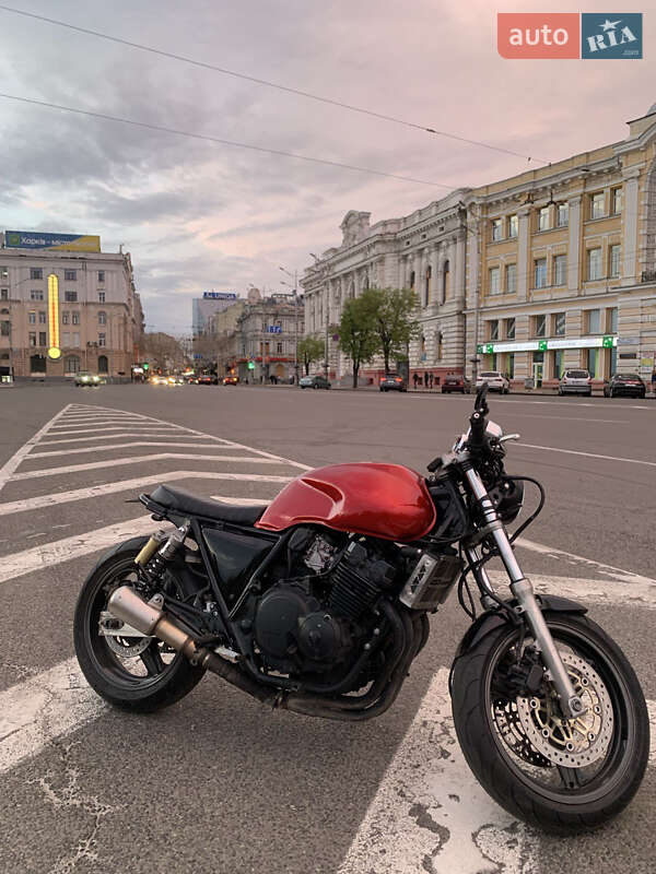 Honda CB 400SF 2001