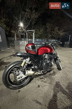 Мотоцикл Кастом Honda CB 400SF 2001 в  фото 6 Мотоцикл Кастом Honda CB 400SF 2001 в