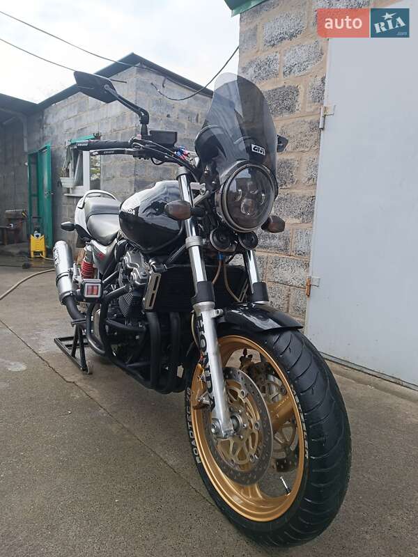 Мотоцикл Классік Honda CB 400SF 2003 в Слов'янську фото 27 Мотоцикл Классік Honda CB 400SF 2003 в Слов'янську