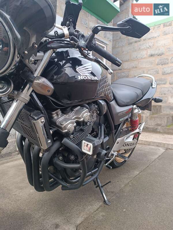 Мотоцикл Классік Honda CB 400SF 2003 в Слов'янську фото 42 Мотоцикл Классік Honda CB 400SF 2003 в Слов'янську