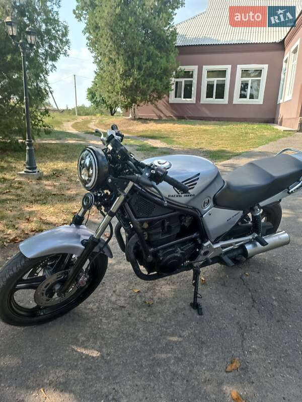 Мотоцикл Без обтекателей (Naked bike) Honda CB 400SS-E 1987 в Новоселице
