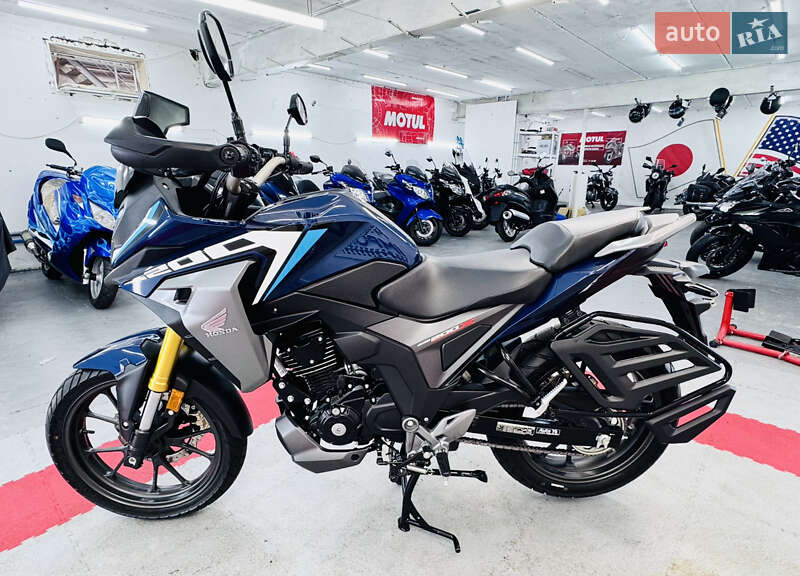 Спортбайк Honda CB 400X 2024 в Одессе