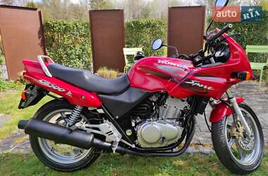 Мотоцикл Без обтекателей (Naked bike) Honda CB 500 1998 в 