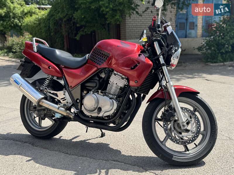 Мотоцикл Без обтекателей (Naked bike) Honda CB 500 1995 в 