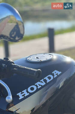 Мотоцикл Без обтекателей (Naked bike) Honda CB 500 1996 в 