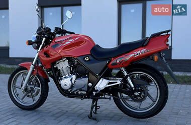 Мотоцикл Без обтекателей (Naked bike) Honda CB 500 1995 в 
