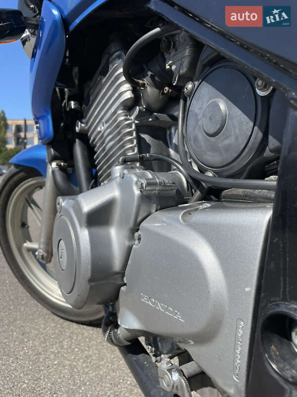 Мотоцикл Классик Honda CB 500 2002 в Киеве фото 8 Мотоцикл Классик Honda CB 500 2002 в Киеве