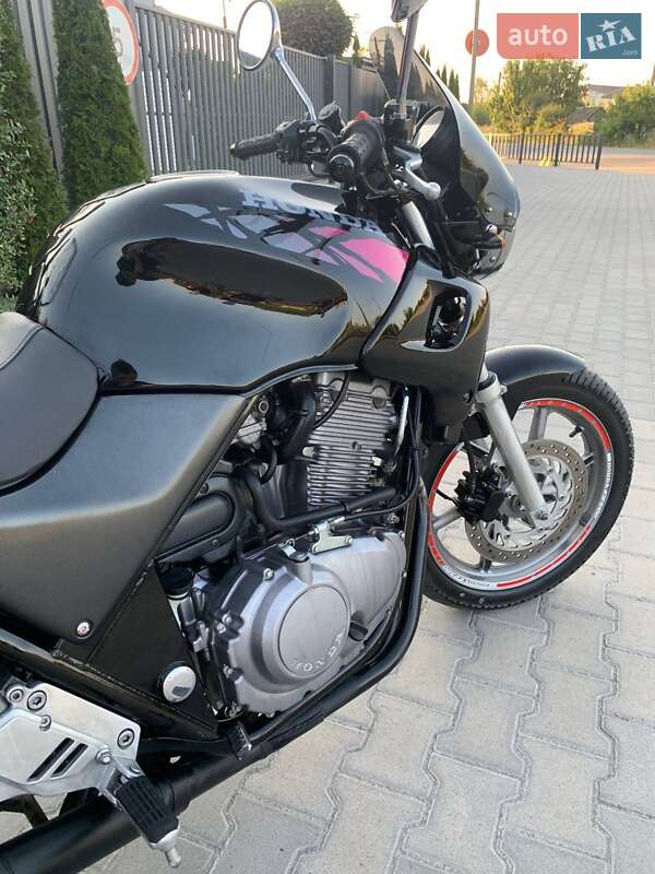 Мотоцикл Без обтікачів (Naked bike) Honda CB 500 1995 в Ізяславі