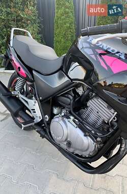 Мотоцикл Без обтекателей (Naked bike) Honda CB 500 1995 в 