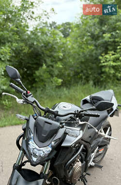 Мотоцикл Классик Honda CB 500F 2021 в 