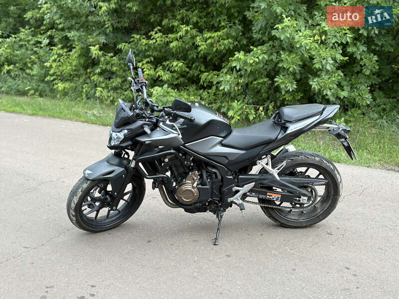 Honda CB 500F 2021