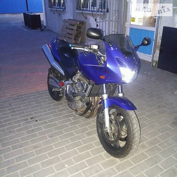 Мотоцикл Без обтекателей (Naked bike) Honda CB 600F Hornet 2000 в Краматорске