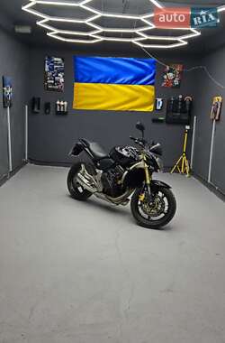 Мотоцикл Без обтекателей (Naked bike) Honda CB 600F Hornet 2008 в 