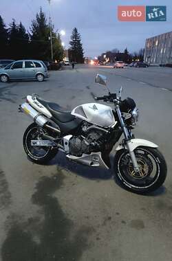 Мотоцикл Классік Honda CB 600F Hornet 2002 в Полонному