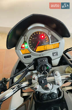 Мотоцикл Без обтекателей (Naked bike) Honda CB 600F Hornet 2008 в 