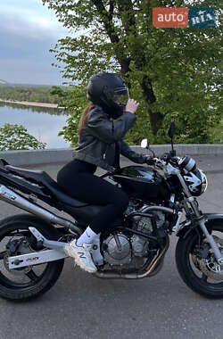 Мотоцикл Без обтекателей (Naked bike) Honda CB 600F Hornet 2003 в 