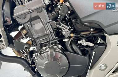 Мотоцикл Без обтекателей (Naked bike) Honda CB 600F Hornet 2007 в 