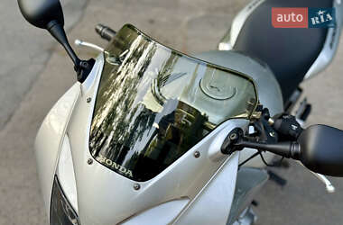 Мотоцикл Спорт-туризм Honda CB 600F Hornet 2002 в 