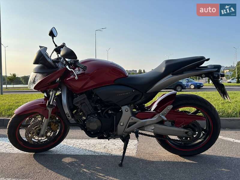 Мотоцикл Классик Honda CB 600F Hornet 2007 в 