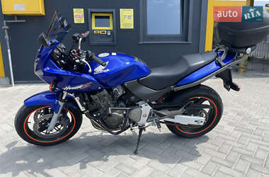 Мотоцикл Спорт-туризм Honda CB 600F Hornet 2001 в 