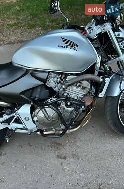 Мотоцикл Без обтекателей (Naked bike) Honda CB 600F Hornet 2004 в 