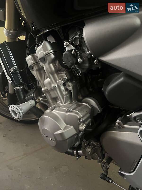 Мотоцикл Без обтекателей (Naked bike) Honda CB 600F Hornet 2005 в Львове фото 6 Мотоцикл Без обтекателей (Naked bike) Honda CB 600F Hornet 2005 в Львове