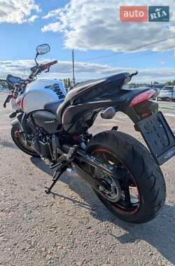 Мотоцикл Без обтекателей (Naked bike) Honda CB 600F Hornet 2010 в 