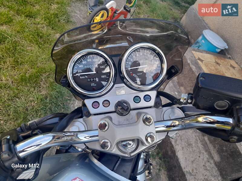 Мотоцикл Без обтекателей (Naked bike) Honda CB 600F Hornet 1998 в Черновцах