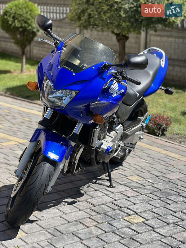 Мотоцикл Спорт-туризм Honda CB 600F Hornet 2002 в Буске